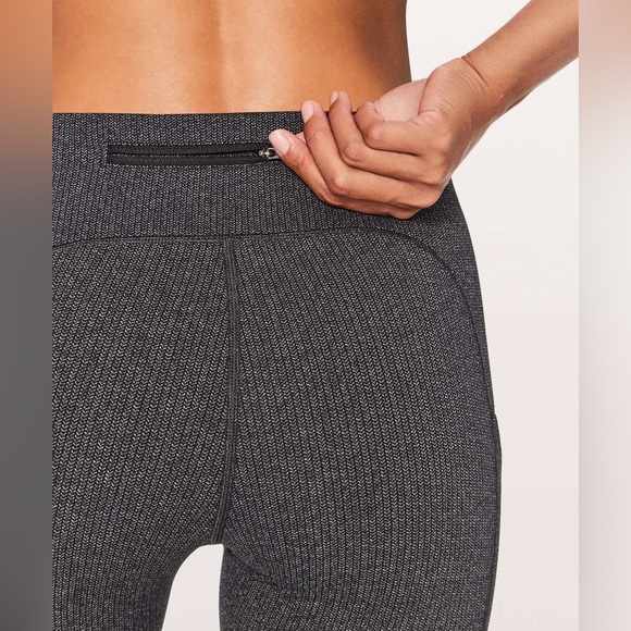Lululemon Speed Up Tight 28” Size 4 - Picture 7 of 15